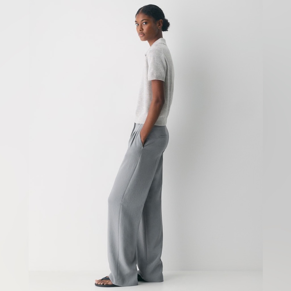 Aritzia The Effortless Pant™ - Crepette™  - 00 Regular - Riverstone Grey - Picture 5 of 10